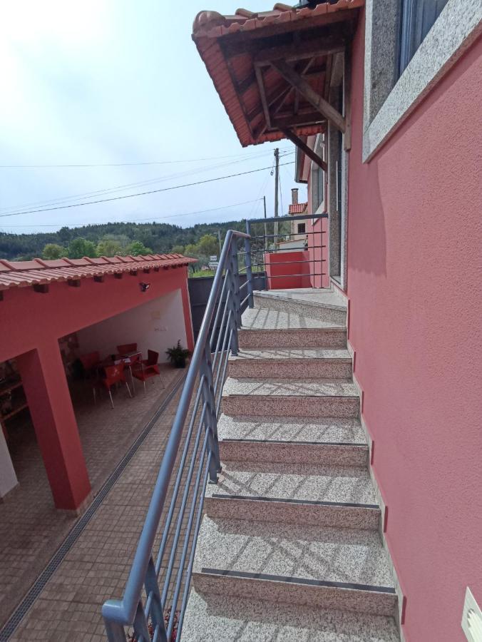 הוילה פדרוגאו גראנדה A Casa Da Carmita מראה חיצוני תמונה
